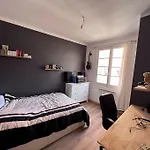 Maison Dans Les Rues Pietonnes Du Vieux Hyeres